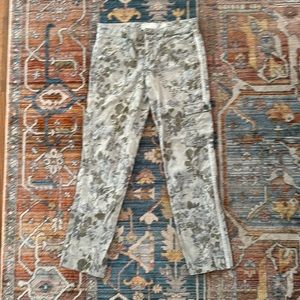 Hei Hei Anthropologie cropped floral camouflage pants.
